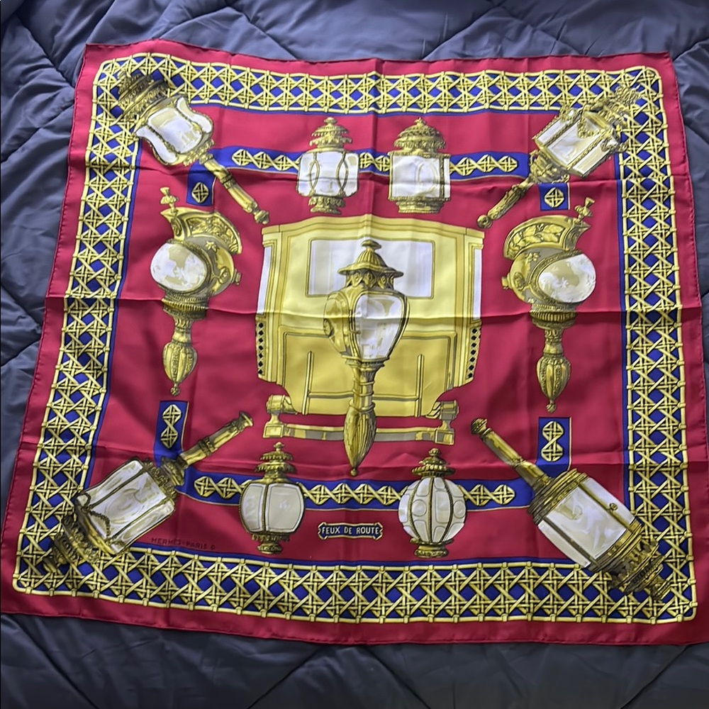 🔥 SOLD 🔥 Authentic Hermes Gorgeous Princess Scarf